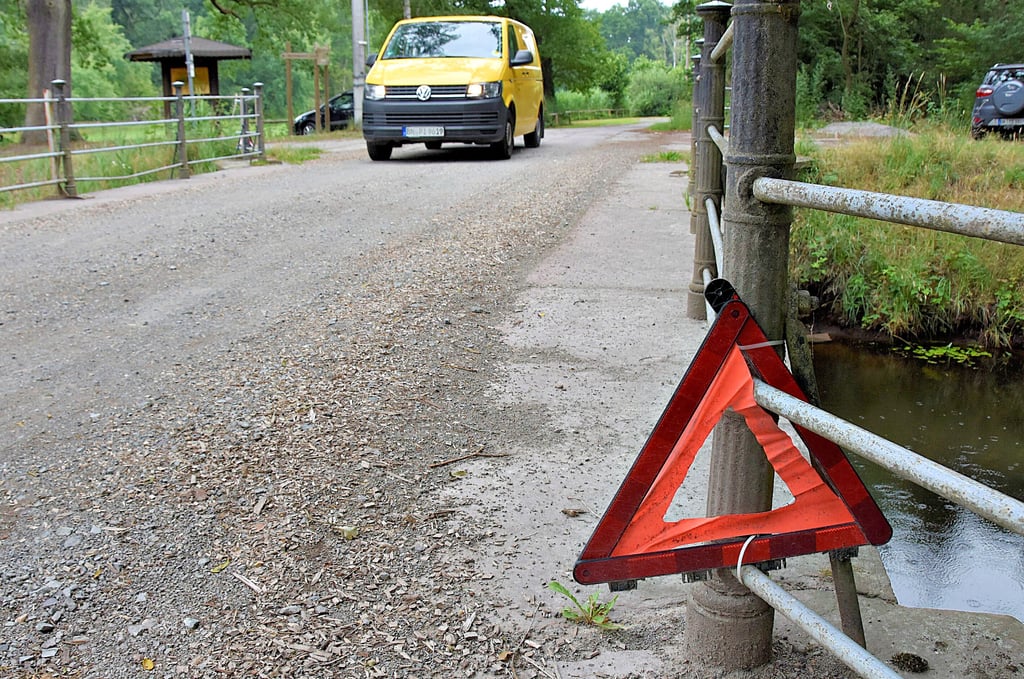 Die Möllerbrücke am Drömlings-Informationszentrum bei Kämkerhorst soll nun doch saniert werden.