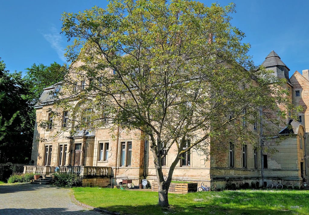 Zu Besuch auf dem Rittergut in Etzdorf-Teutschenthal. Neben Trauungen finden dort auch Feste und Veranstaltungen statt.