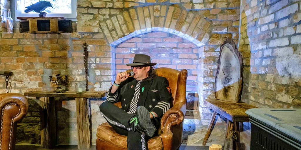 Udo Lindenberg-Double Sirko Sobiechowski in der Gassmühle von Rotta: Dort ist er am 10. Juli zu Gast.