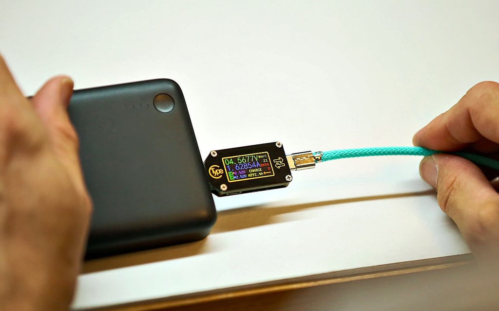 Zum Schluss noch der Kabeltest. Kein Kabel geht ungeprüft an Kunden raus.