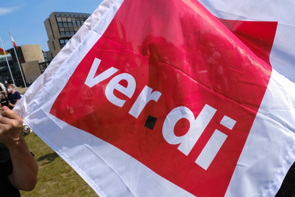 Die Dienstleistungsgewerkschaft Verdi hat zum Warnstreik bei Hermes in Haldensleben aufgerufen.