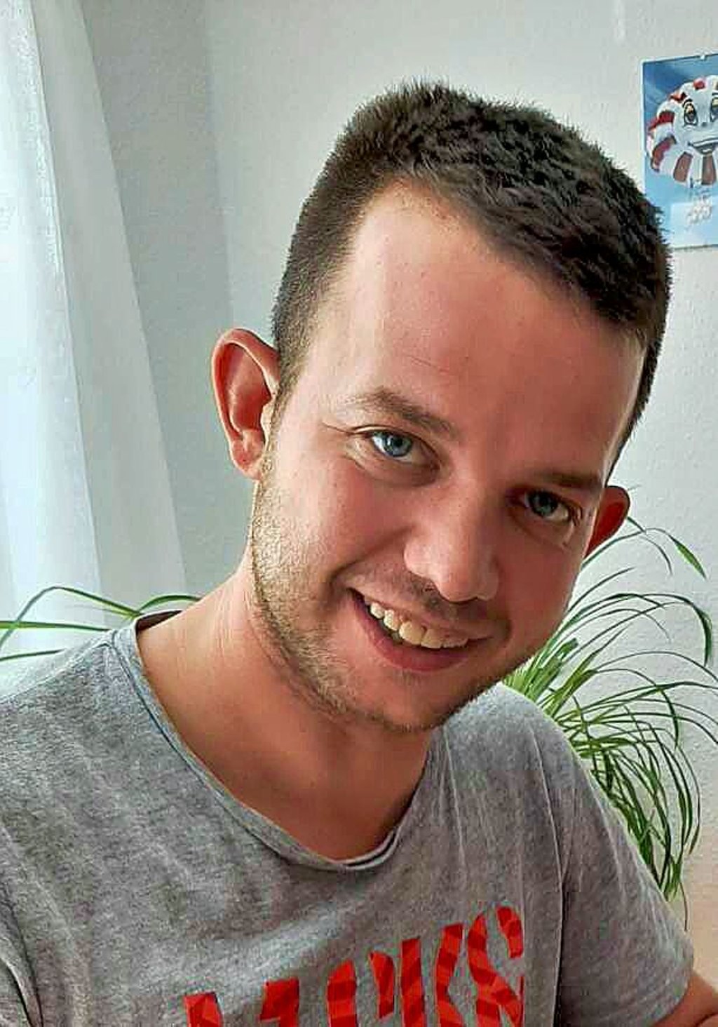 Der aus Eckartsberga stammende Renzo Schorch, der jetzt in Sinzig (Rheinland-Pfalz) lebt, freut sich über die 50 Euro.