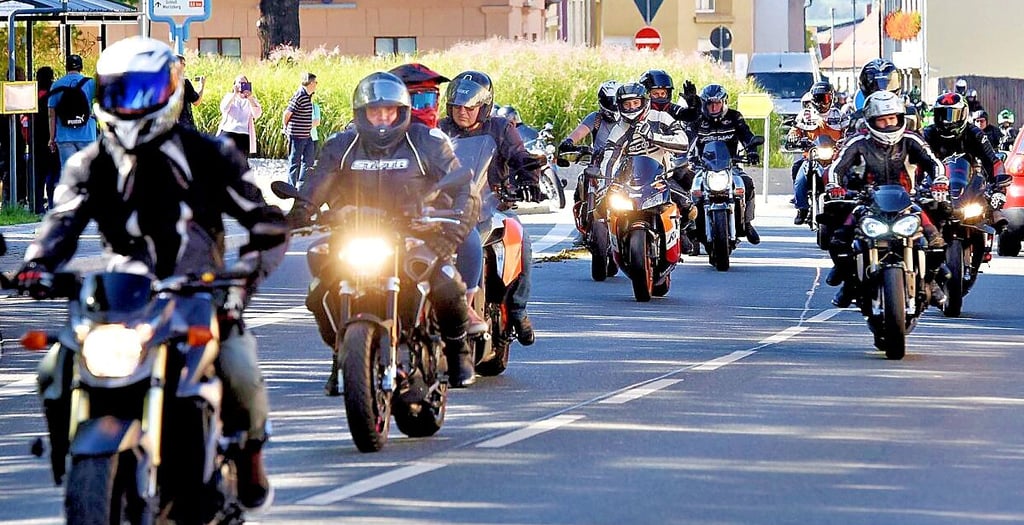 Zeitzer Biker bei einer früheren Ausfahrt