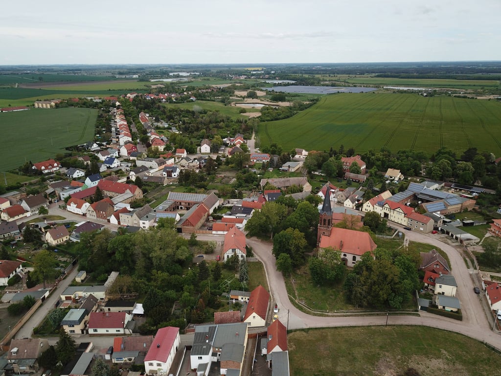 Osternienburg aus der Luft