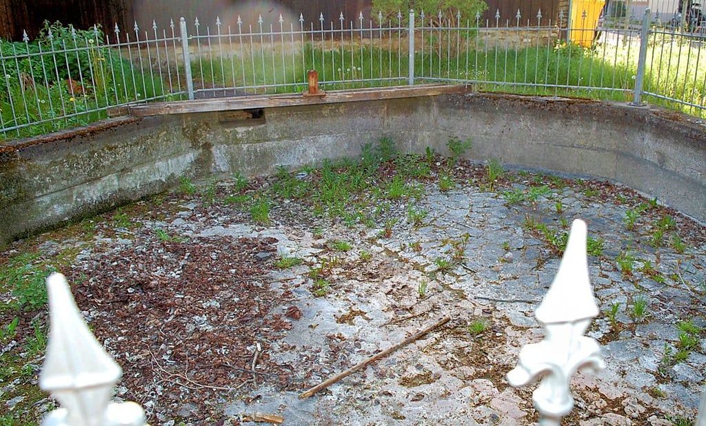 Der Brauhausbrunnen ist schon seit langer Zeit leer.