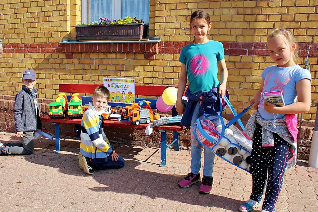 Neues Spielzeug gab es für die Lindauer Grundschüler zum Kindertag.