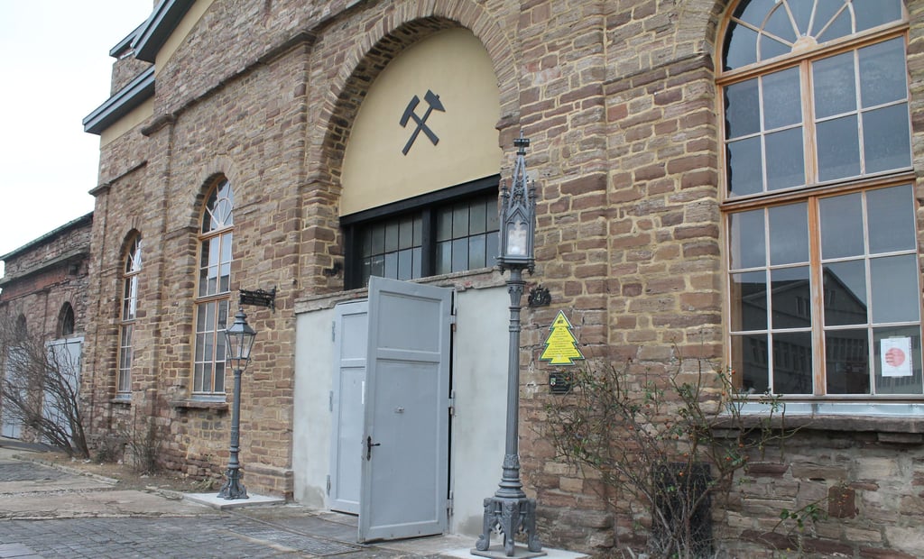 Das Eisenmuseum befindet sich im Innern der Fürst-Stolberg-Hütte. Zu regelmäßigen Öffnungszeiten gibt es noch keine Informationen.
