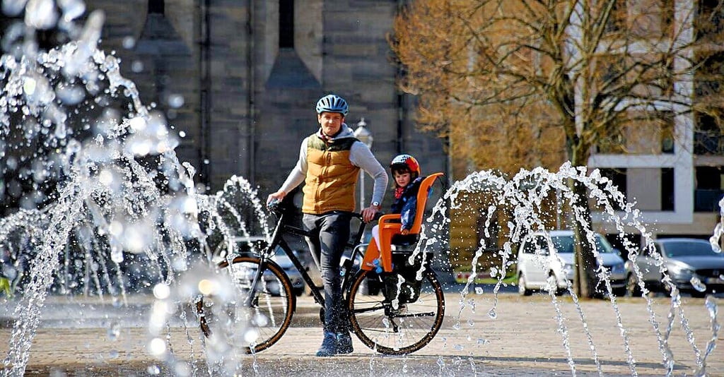 Die Wasserspiele auf dem Magdeburger Domplatz sind schön, ziehen allein aber zu wenig Besucher an.