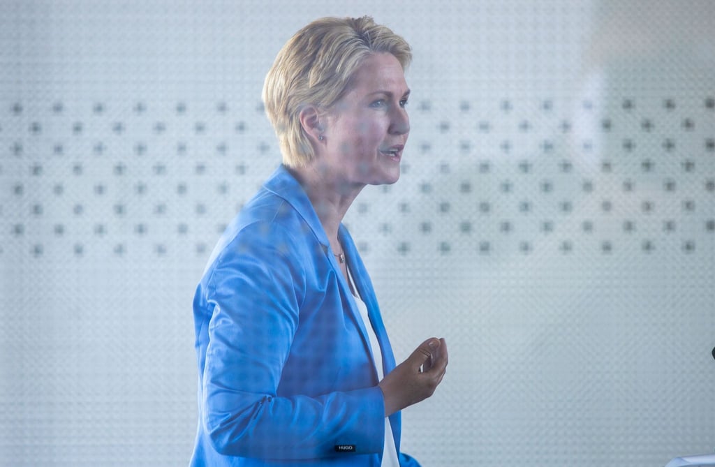 Manuela Schwesig (SPD) bei einer Pressekonferenz.