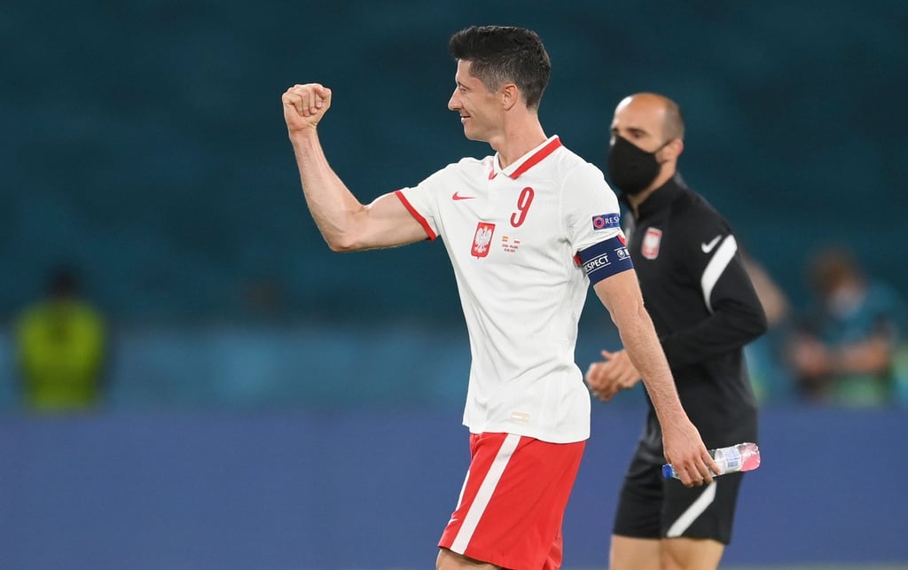 Robert Lewandowski ist gegen die Schweden gefordert.