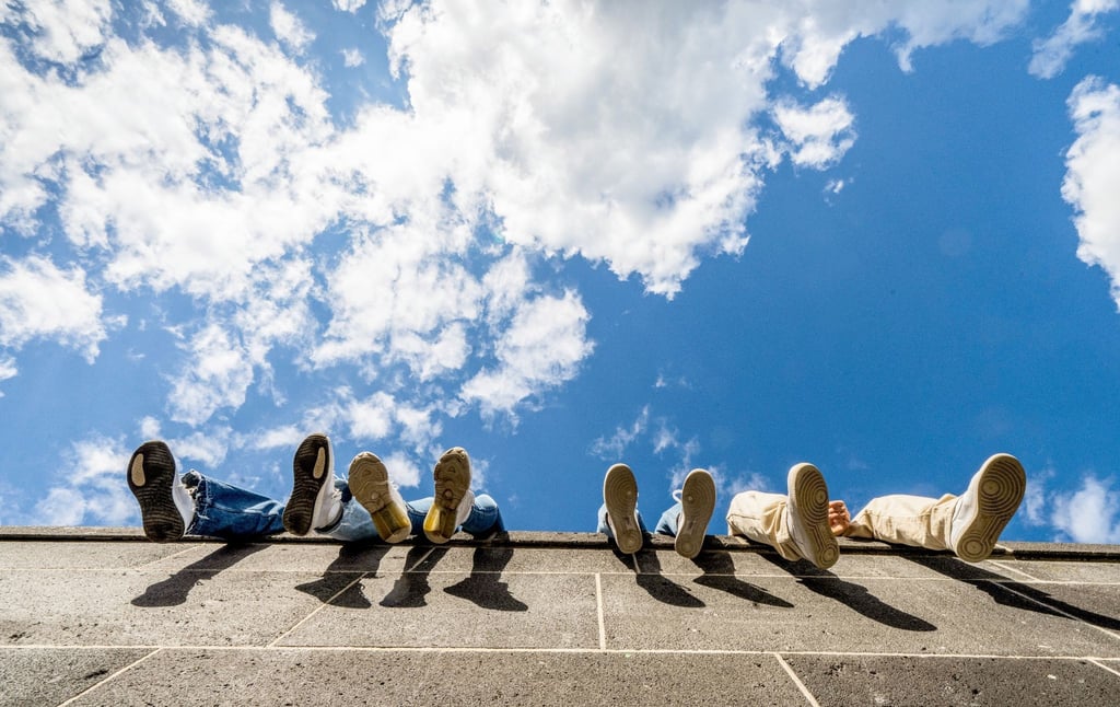 Resiliente Digital Natives: Die „Generation Corona“ kann in der Arbeitswelt selbstbewusst auftreten.