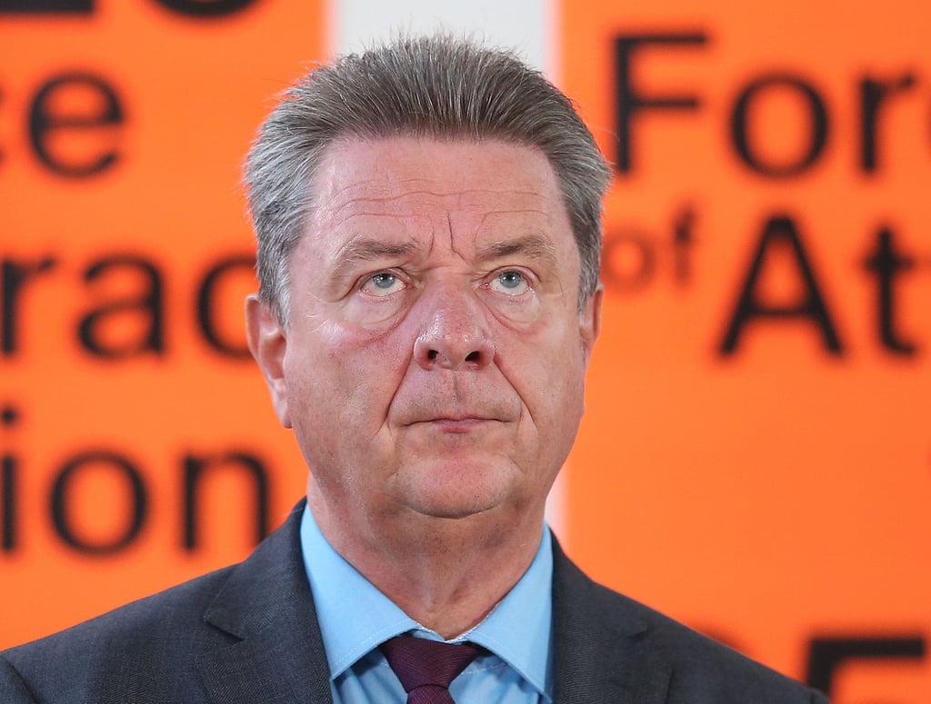 Nach der Ankündigung eines Abgangs im Zorn am Jahresende 2020, ruderte Lutz Trümper im Frühjahr zurück und bleibt nun bis 30. Juni 2022 im Amt. Im Frühjahr 2022 stehen Neuwahlen an.