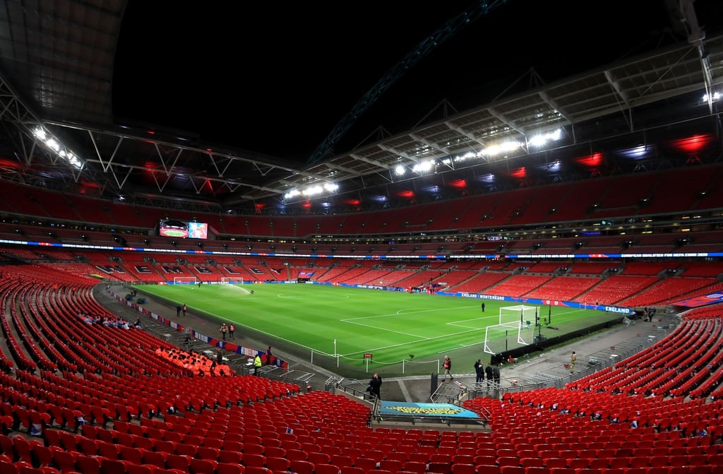 Zu den Halbfinals und dem Finale sind im Londoner Wembley-Stadion 60.000 Zuschauer zugelassen.