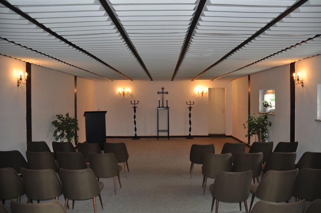 Friedhofskapelle Eggersdorf braucht Update. Förderung wohl 2022 über Leader.