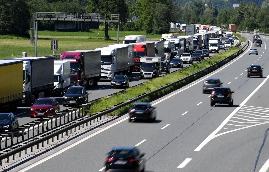 Staus sind doof: Aber mit einer Blockabfertigung will man verhindern, dass sie im Tunnel passieren, wo sie gefährlicher werden können, als auf freier Strecke.