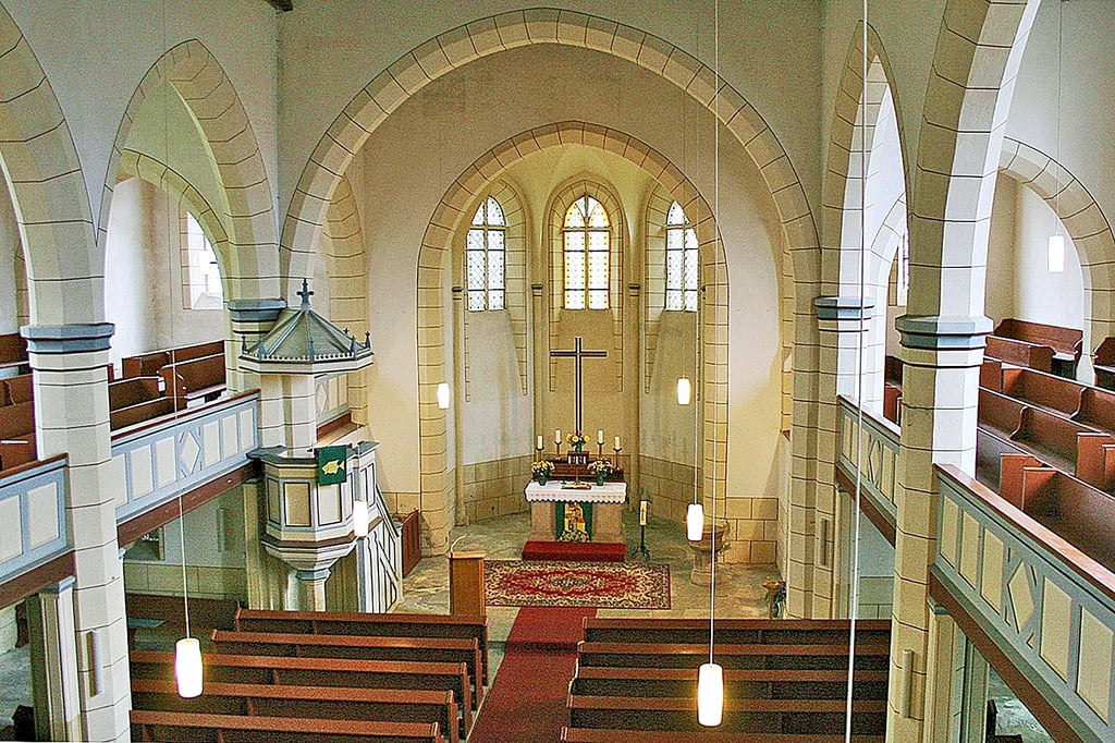 Blick in die St.-Lorenz-Kirche in Eilsleben, deren Kirchenschiff 1856 neu gebaut wurde. 