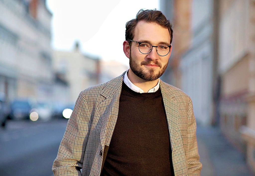 Autor Lukas Rietzschel liest am 9. Juli in Gardelegen aus seinem Buch ?Mit der Faust in die Welt schlagen?.