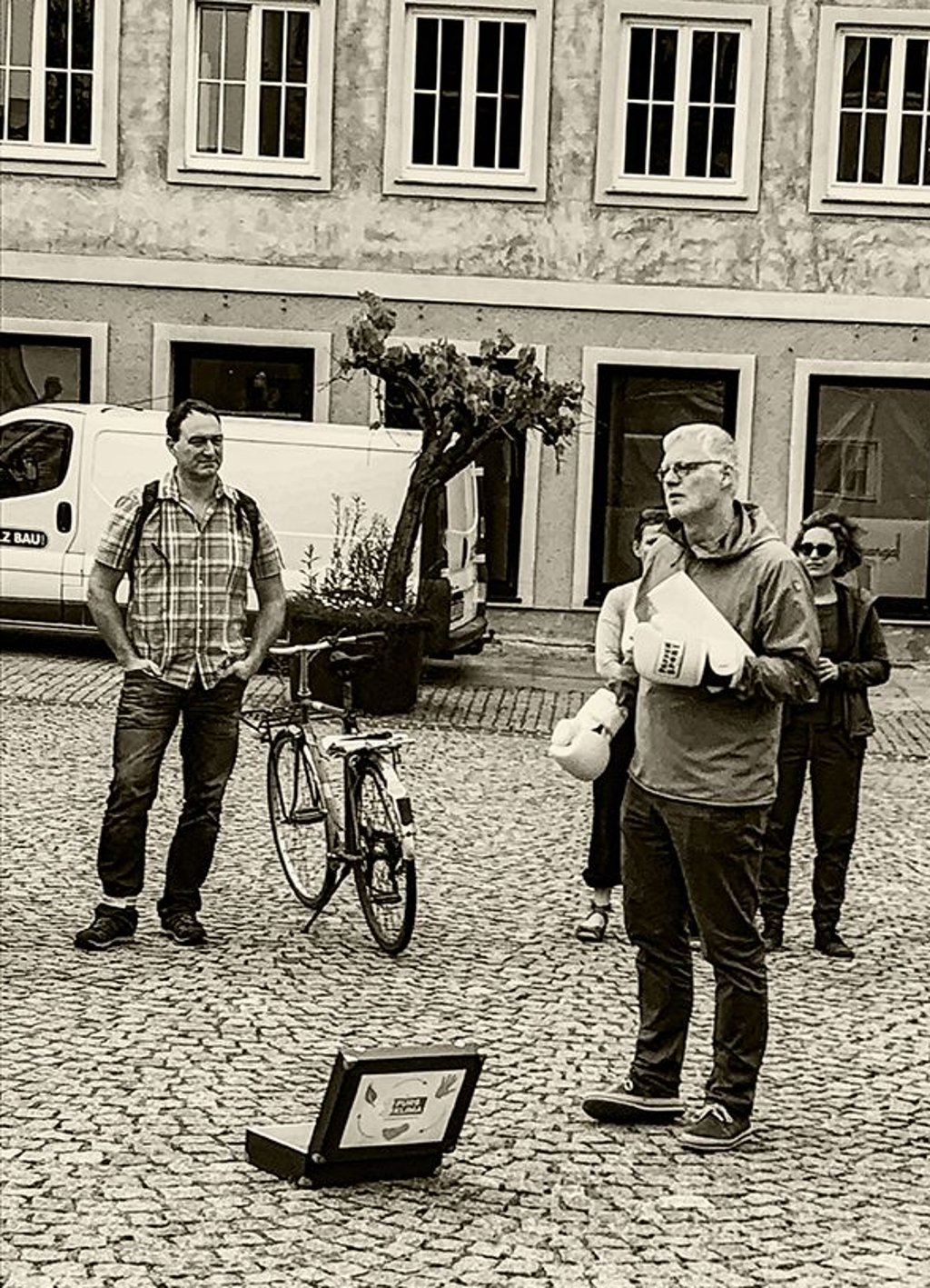Für die Stadt Dessau-Roßlau nimmt Klimaschutzmanager Michael Ahlers die Wette an.