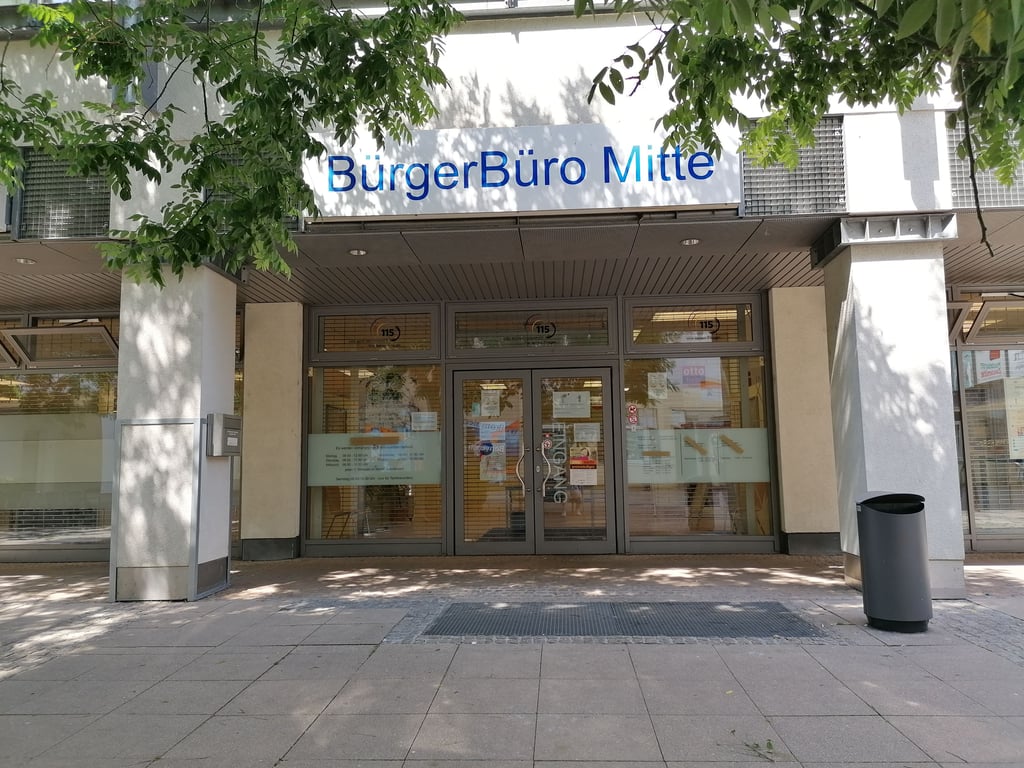 Das Bürgerbüro Mitte in Magdeburg war am Montagnachmittag geschlossen. Erweiterte Öffnungszeiten sind wegen Personalmangels nicht möglich