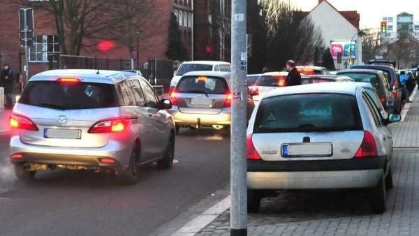 Ordnungsamt Greift An Schulen Durch Und Will Falschparker In Die ...