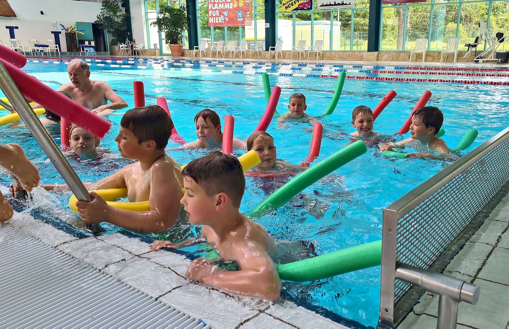 Im Sport- und Freizeitbad Altmark-Oase (Altoa) ist seit dem 31. Mai 2021 wieder Schulschwimmen möglich. Regulär öfnet das Altoa am 12. Juni wieder.