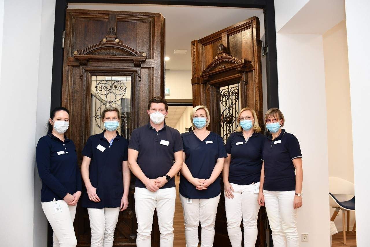 Hautambulatorium Magdeburg Dr.med. Jens Brücher Facharzt Für Dermatologie Medizinzentrum in Magdeburgs Mitte