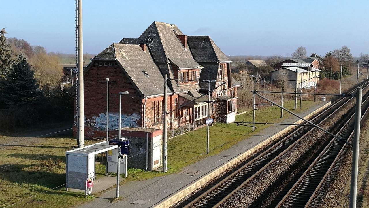 Bahnhof kommt unter den Hammer