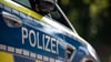 In Halberstadt haben laut Polizei Unbekannte ein Fahrrad auf einen Zug geworfen.