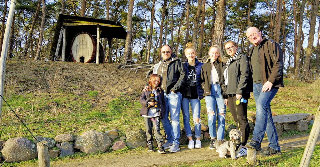 Der Weinberg bei Klietznick mit der Allee Baum des Jahres ist für viele Touristen ein gern besuchtes Ausflugsziel. Familie Stein aus Wolfsburg erkundete vor kurzem die Region: „Wir kommen garantiert wieder.“
