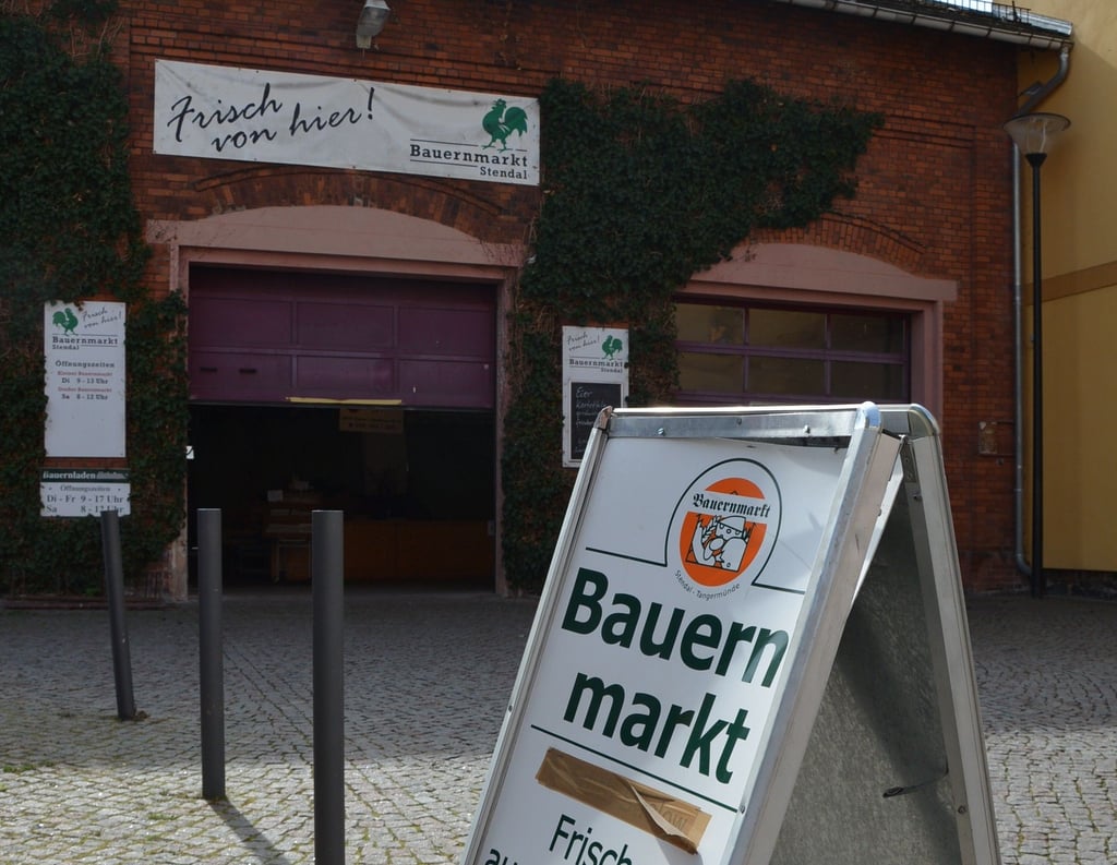 Die Zukunft der Bauernmarkthalle in Stendal bleibt weiter ungewiss.