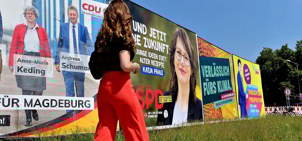 Für Sachsen-Anhalts Parteien war es ein ungewöhnlicher Wahlkampf. Wegen der Corona-Pandemie fielen Großveranstaltungen aus, das Bürgergespräch am Wahlkampfstand gab es diesmal fast gar nicht. Stattdessen: digitale Parteitage, digitale Foren. Und viele Wahlplakate in Städten und Dörfern.