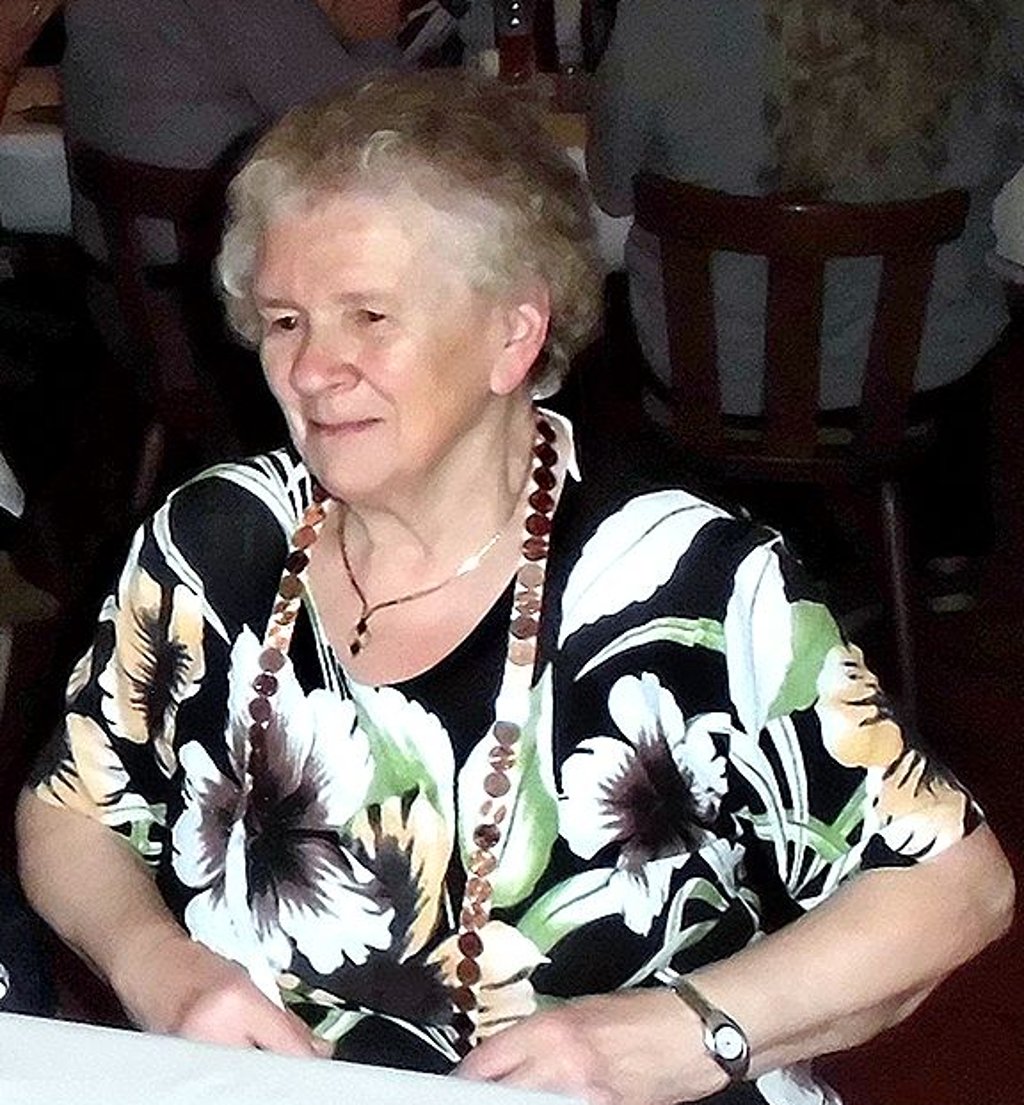 Hildegard Gropp an ihrem 90. Geburtstag vor fünf Jahren. Mit Glückspfennig-Kette.