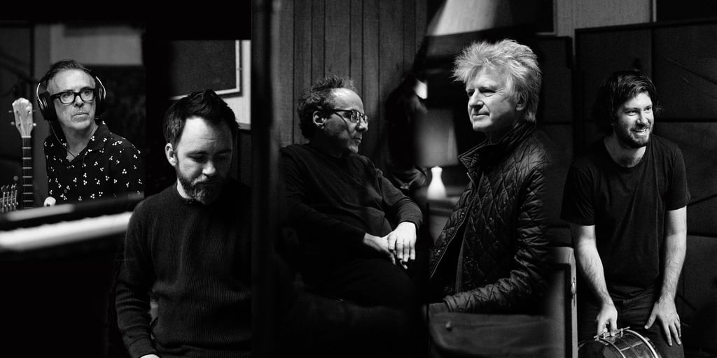 Die australisch-neuseeländische Band Crowded House mit dem Sänger-Songwriter Neil Finn (2.v.r) haben ihre Auszeit beendet.