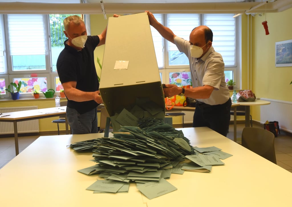 Ausschüttung in einem Briefwahllokal