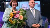 Ministerpräsident Reiner Haseloff und seine Ehefrau Gabriele jubeln auf der CDU-Wahlparty. Foto: Bernd Von Jutrczenka/dpa