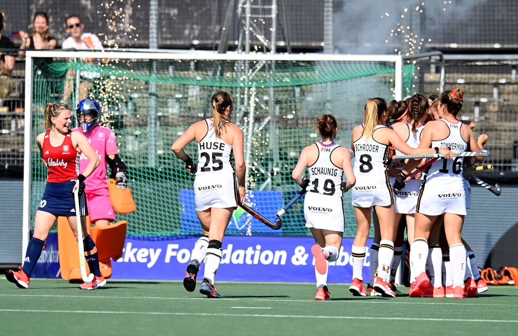 Die deutschen Hockey-Damen gewannen gegen England.