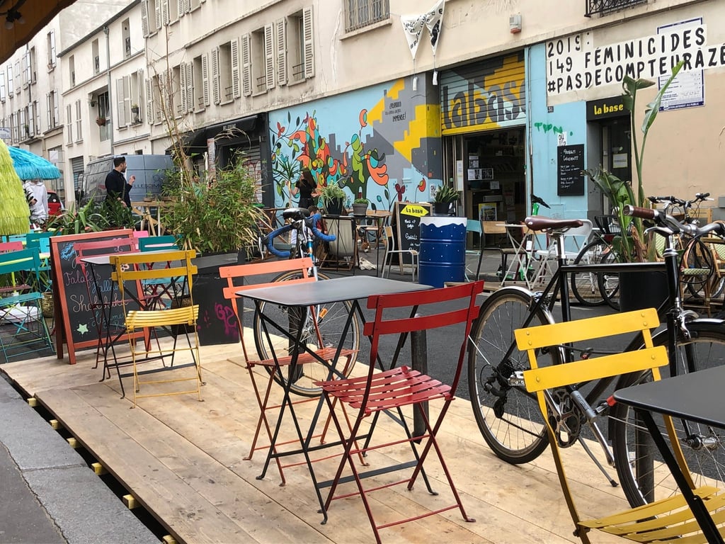 Seit der Corona-Pandemie ist ganz Paris gefühlt wie ein einziges Freiluft-Café - mit XXL-Terrassen.