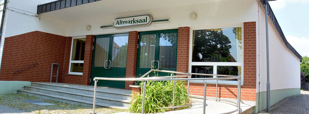 In Dörfern der Einheitsgemeinde gibt es Gemeinschaftshäuser zum Feiern. In der Klötzer Kernstadt fehlten solche Angebote, es gebe nur den verpachteten Altmarksaal, wie im Ortschaftsrat festgestellt wurde.