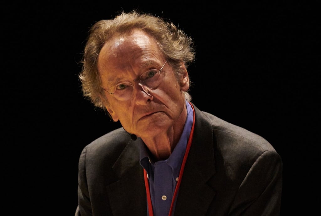 Bernhard Schlink baut in seinem Drama „20. Juli“ ein brisantes politisches Szenario auf.