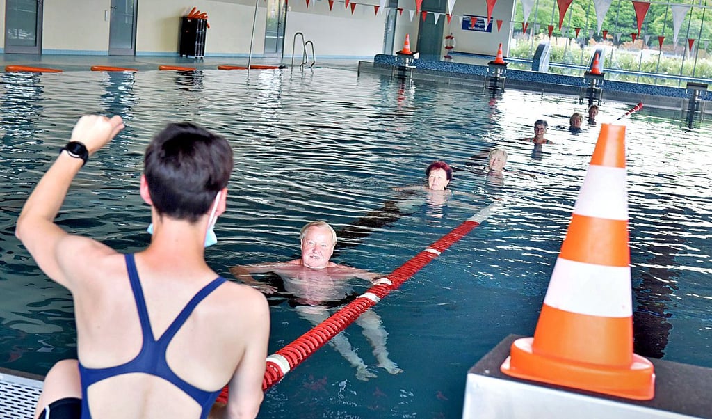 Auch im Sportbad Bitterfeld kann wieder geschwommen werden.