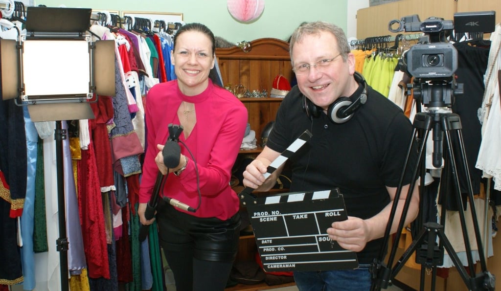 Maria Franke und Holger Glase vom Kinderfilmstudio Magdeburg freuen sich auf die Teilnehmer beim Ferienkurs.