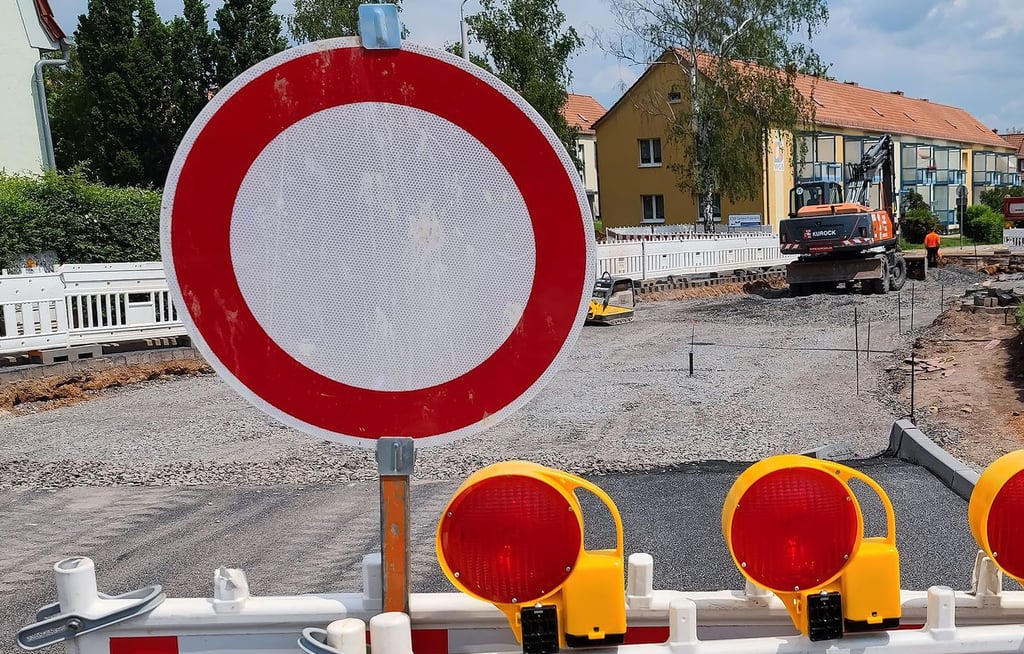 Symbolbild - Straßensperrung