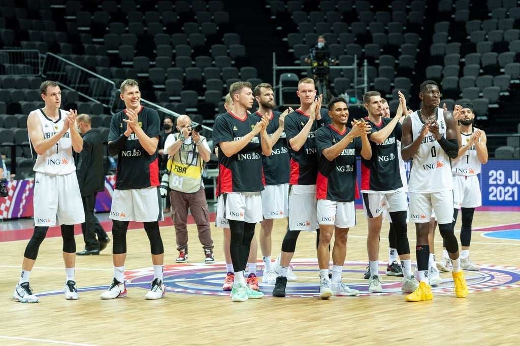 Deutschlands Spieler jubeln nach dem Spiel gegen Mexiko.