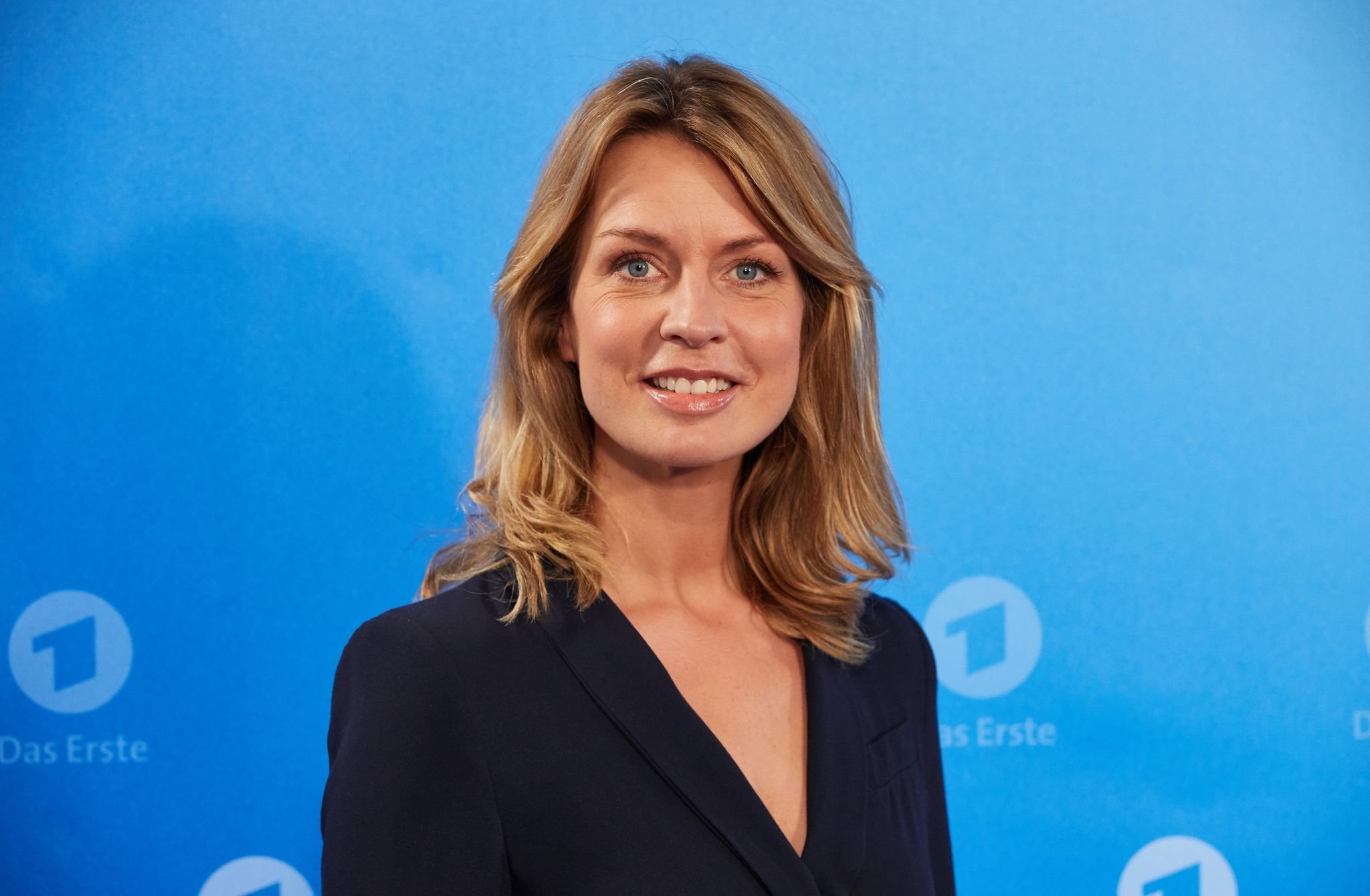 Jessy Wellmer, Moderatorin der ARD bei der EM.