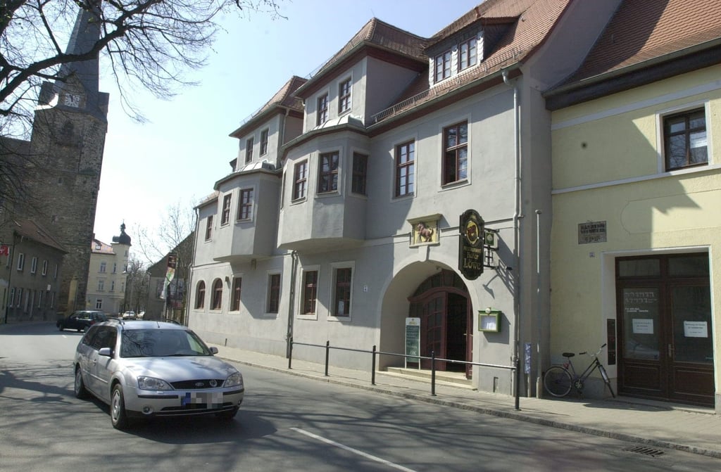 Der historische Gasthof "Roter Löwe" in Lützen soll Gelder für eine Sanierung erhalten.