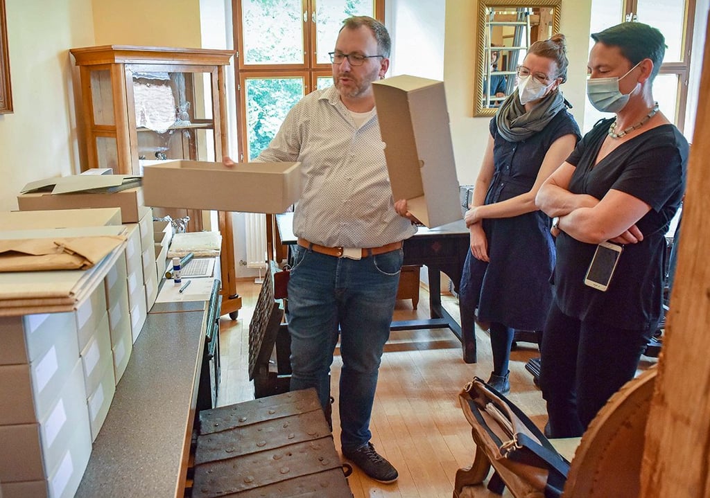 Neu verpackt ist der Nachlass Blüthgens nun gelagert.