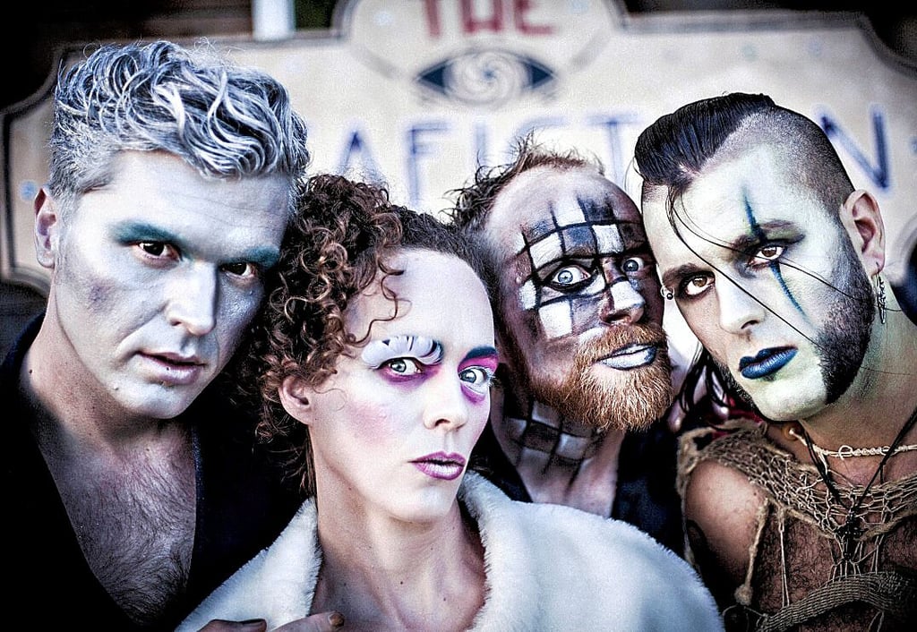 ?The Metafiction Cabaret" aus Berlin gestalten eine von zwei Eigenproduktionen beim TheaterNatur-Festival.