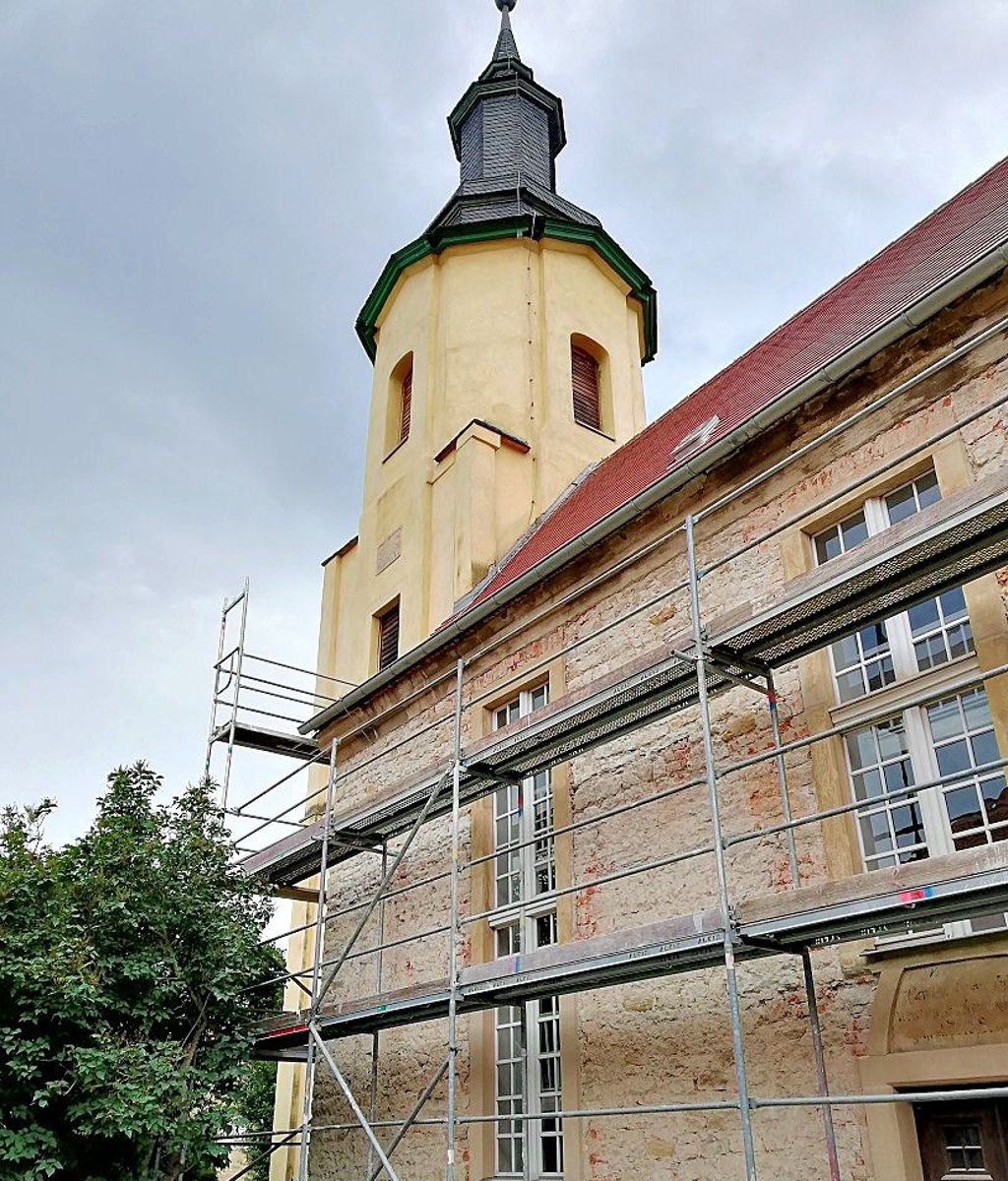 Der Kirchturm ist ein Wahrzeichen von Draschwitz.