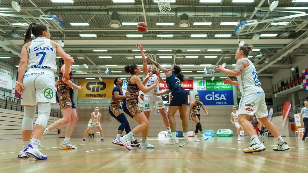 Können sich die Gisa Lions und die Wildcats künftig noch Heimspiele und Training in der ehemaligen Erdgas-Sportarena in Halle leisten?