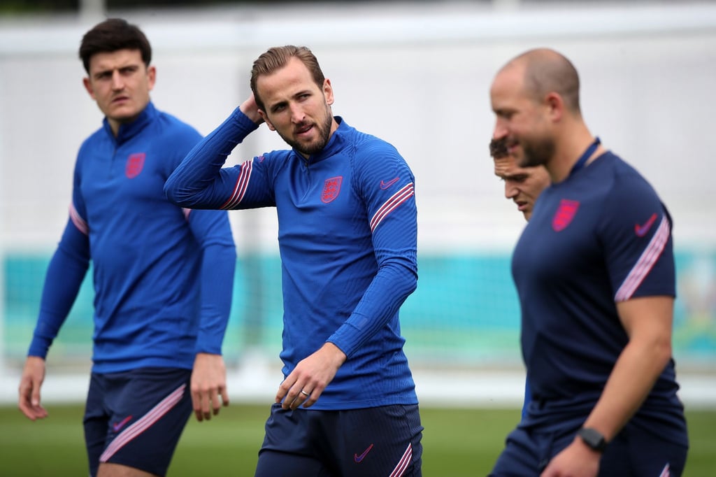 Harry Kane (M) beim Abschlusstraining der Engländer.